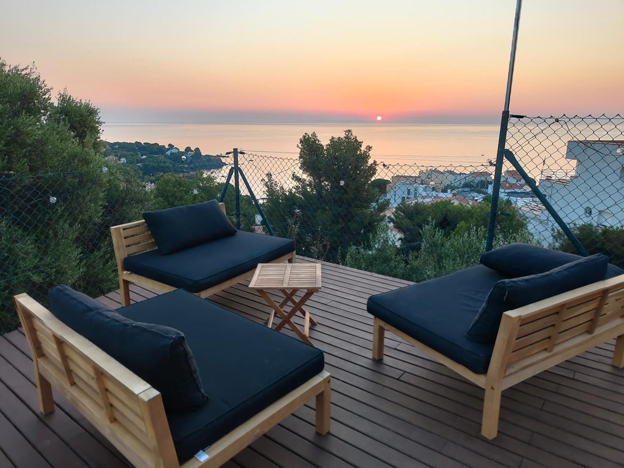 Costa Brava Apartment With Stunning Sea View Llança Exteriér fotografie